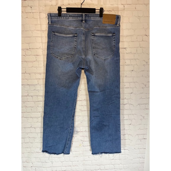 American Eagle Airflex Classic Bootcut Jeans Mens 34x30 Medium Wash Blue Raw Hem - Picture 3 of 7